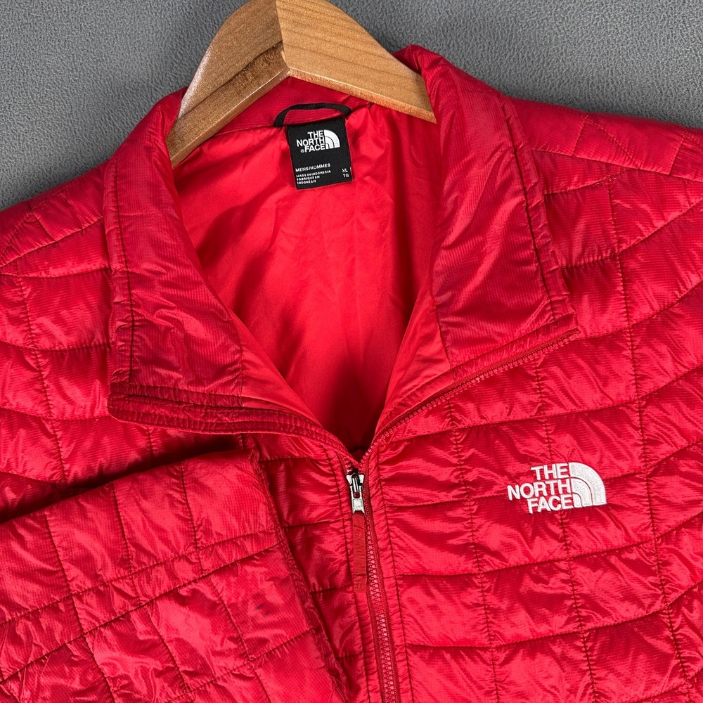 North Face Puffer Jacket Mens XL Red Thermoball Lightweight Hiking Outdoor